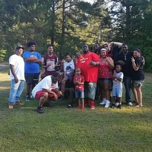 Meet your Posher, Janava